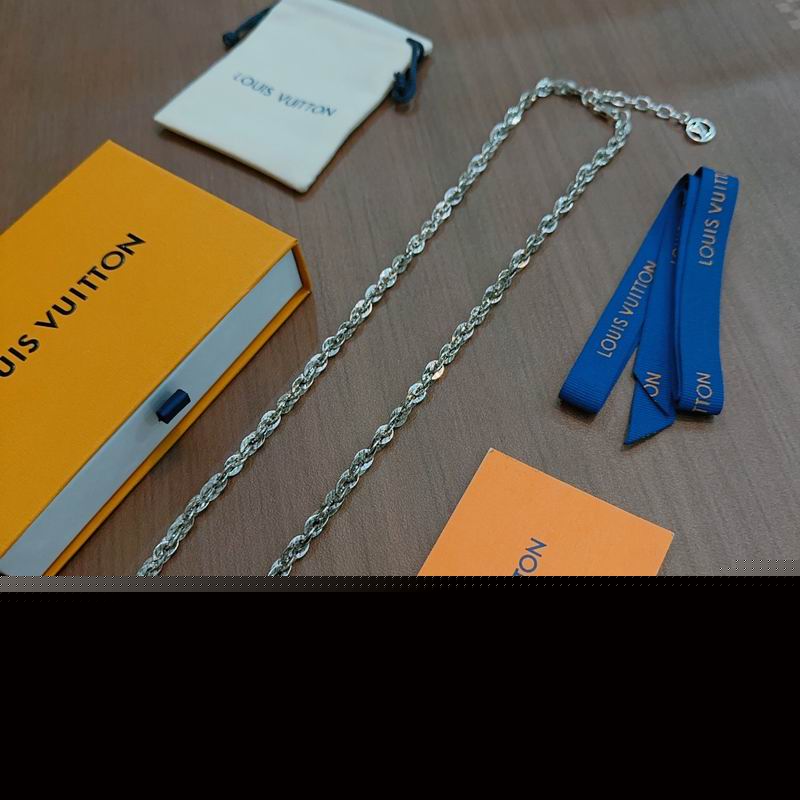 Lv Necklace 02yxs53